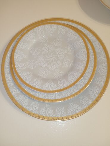 novruz bayrami ucun xoncalar: Aş qabı, tort qabı sulu yemek üçün qab, orta boy qab Dəstin içində 4