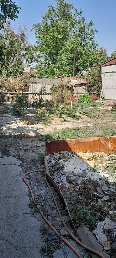 допл: Продаю полдома с участком 5 соток. Сам дом кирпичный, осталось — 9