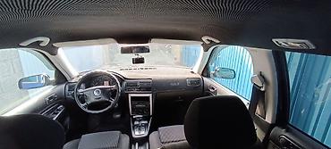 скол: Volkswagen Golf: 2003 г., 2 л, Автомат, Бензин, Хэтчбэк — 6