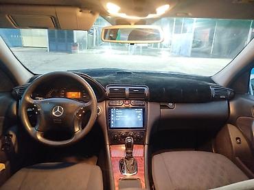 Продажа авто: Mercedes-Benz C-Class: 2004 г., 1.8 л, Автомат, Бензин, Универсал — 5
