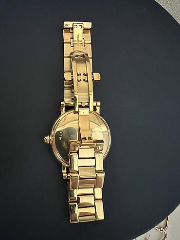 Aksesuarlar: Marc Jacobs qadın saatı - Korpus və qolbaq: qızılı tonlu paslanmayan — 3