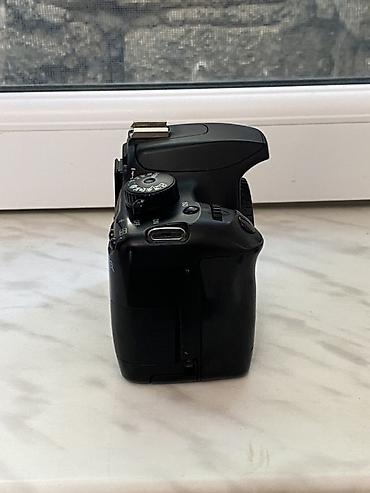 canon eos 250d: Canon EOS 1000D (body) - 10.1 MP APS-C CMOS sensor - Digic III — 5