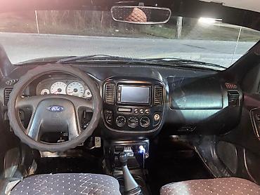 daf 480: Ford Maverick: 2002 г., 2 л, Механика, Бензин, Кроссовер — 3