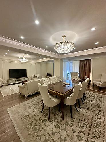 4 комнаты, 180 м², 8 мкр Элитка, 2 этаж, Евроремонт at lalafo.kg 4 комнаты, 180 м², 8 мкр Элитка, 2 этаж, Евроремонт