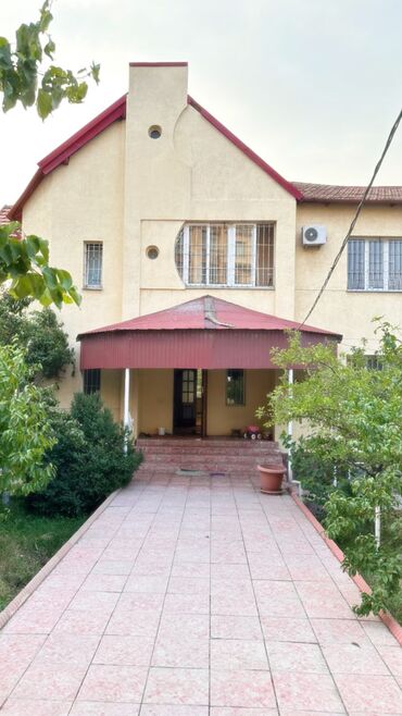 Долгосрочная аренда домов: 305 м², 6 комнат, Утепленный, Бронированные двери, Балкон застеклен at lalafo.kg — 7 Долгосрочная аренда домов: 305 м², 6 комнат, Утепленный, Бронированные двери, Балкон застеклен — 7