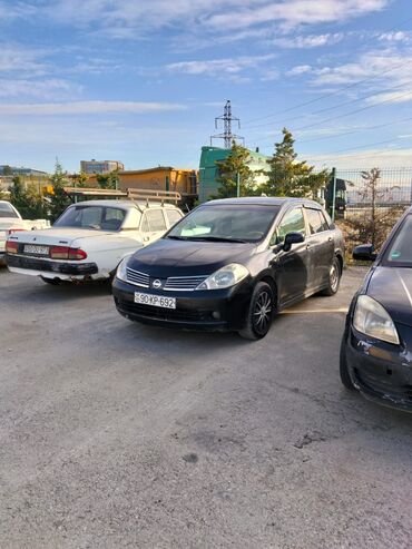 Nissan: Nissan Tiida: 1.6 l | 2008 il Hetçbek — 1