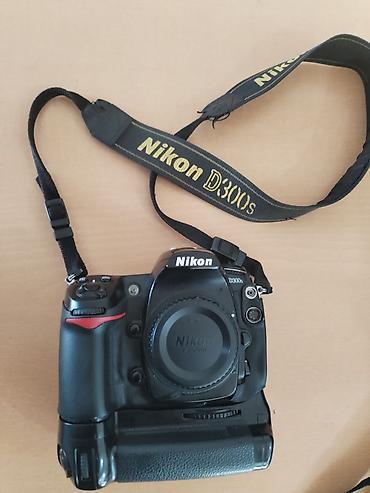 pişik şəkilləri çəkmək: Nikon D300s DSLR fotoaparat dəsti - Korpus: Nikon D300s (magnesium — 1