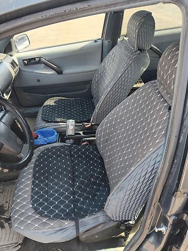 Volkswagen: Volkswagen Passat: 1988 г., 1.8 л, Механика, Бензин, Седан — 7