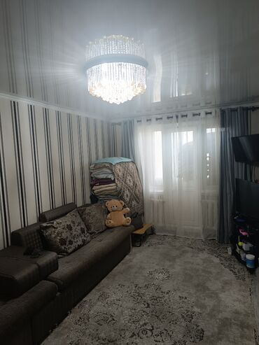 чапаева квартира: 1 бөлмө, 34 кв. м, 104-серия, 3 кабат, Косметикалык ремонт