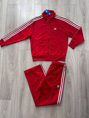 Спортивные костюмы: Костюм Adidas 
Оригинал 💯 🇺🇸
Размер: M