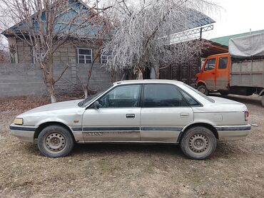 Mazda: Mazda 626: 1991 г., Механика, Бензин, Седан — 3