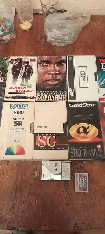 disk satisi: VHS video kasetləri kolleksiyası Təklif olunur: müxtəlif film və boş — 2