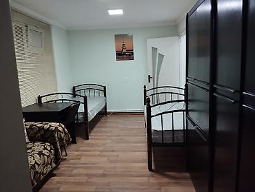 xirdalanda kiraye evleri: OTAQ YOLDAŞI QİZ,TİBB UNİVERSİTETİNƏ YAXIN,RUS SƏFİRLİYİ TƏRƏFDE.EVİN — 1