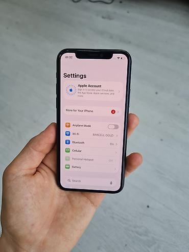 green hıll: IPhone 11 Pro, Matte Midnight Green — 8