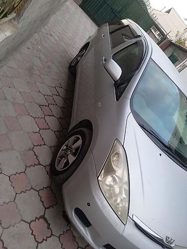 kia carnaval: Toyota WISH: 2003 г., 1.8 л, Автомат, Бензин, Минивэн — 4