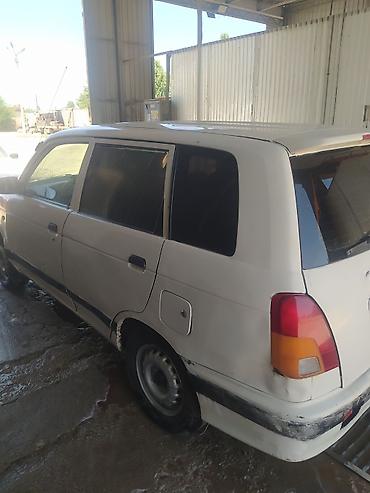 жел кайык: Daihatsu Pyzar: 2000 г., 1.6 л, Кол менен иштөөчү, Бензин, Универсал — 8