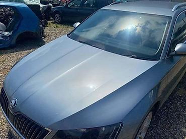 bravo: HAUBA ZA ŠKODA SUPERB | Hauba za Skoda Superb III Odlicno stanje — 2