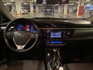 Toyota: Toyota Corolla: 2016 г., 1.8 л, Вариатор, Бензин, Седан — 5