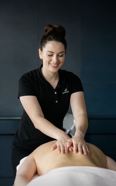 массаж фохоу: Требуется массажистка в Aura Spa! Ищем ответственную и аккуратную
