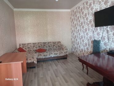 7 mkr heyet evleri: Поселок Бинагади 3 комнаты, 72 м², Нет кредита, Свежий ремонт