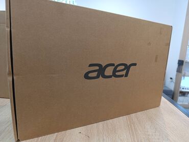 Acer: Acer 15.6 ", Intel Core i3, 256 GB