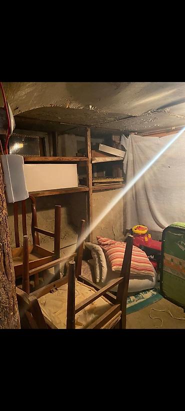 elmlər: Salam elimler xalq bankın arxasida 12kv hündürlüyü 2 metr olan padval — 4