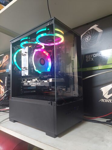 komputer korpus: Case akvarium Plata B365 4slot Cpu i7 8700 Ram Corsair 16gb 3200mhz
