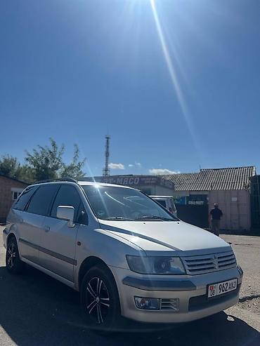 машины до 600 тысяч: Mitsubishi Space Wagon: 2003 г., 2 л, Механика, Газ, Минивэн — 1