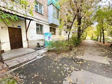 только продажа: 1 комната, 32 м², 104 серия, 2 этаж, Евроремонт