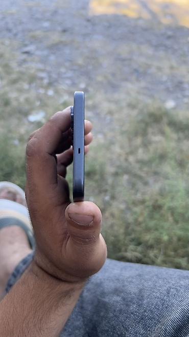 Digər mobil telefonlar: Satılır: Android smartfon Xüsusiyyətlər: - 50 MP əsas kamera (kamera — 6