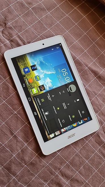 Tableti: Acer Iconia tablet – bela prednja strana, srebrna zadnja maska sa — 8