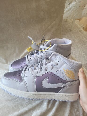 nike air max thea qadın krossovkaları: Nike, Ölçü: 39, rəng - Bənövşəyi, Yeni