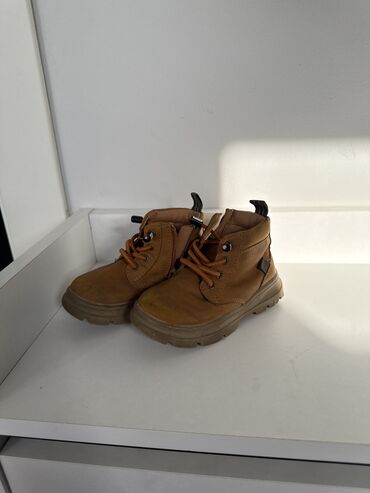 кроксы крокс crocs: Бесплатно/самовывоз Детские ботинки ZARA, размер 20-21 только на