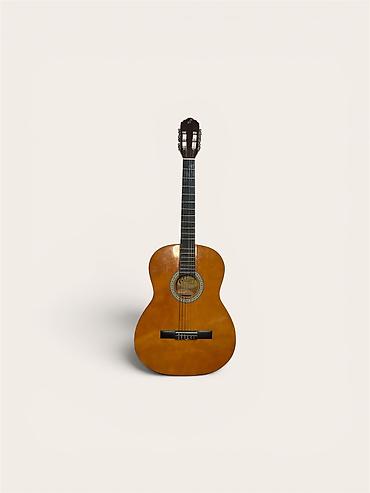 Классическая акустическая гитара - Тип: классическая - Корпус