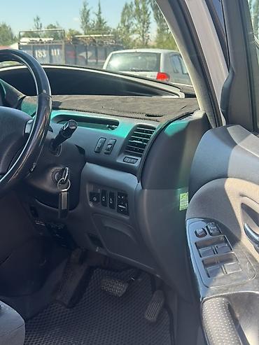 машина япония: Toyota Estima: 2005 г., 3 л, Автомат, Бензин, Минивэн — 4