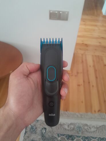 Trimmerlər və saç qırxan maşınlar: Saç qırxan maşın, Braun, İşlənmiş, Ünvandan götürmə — 15