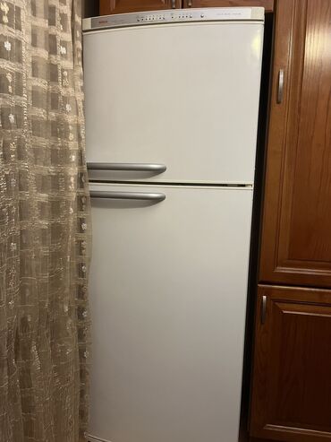 купить недорого холодильник б у: Б/у Двухкамерный Bosch Холодильник цвет - Белый