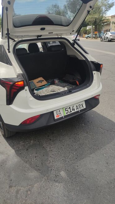 авто альфарт: Электрический хэтчбек NETA, в аварийном состоянии