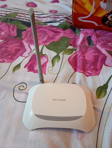ayliq 10 azn internet: Salam. modem 10 azn işləkdir. ünvan 28 may
