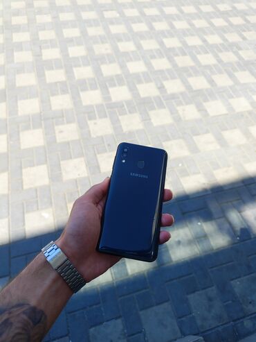samsung i9300: Samsung A20, 32 ГБ, цвет - Черный, Кнопочный, Отпечаток пальца