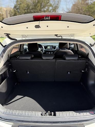 Kia: Kia Stonic: 2019 г., 1.4 л, Автомат, Бензин, Кроссовер — 12