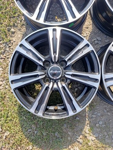 Диски: Литые Диски R 14 Комплект, отверстий - 4, Б/у at lalafo.kg — 3 Диски: Литые Диски R 14 Комплект, отверстий - 4, Б/у — 3