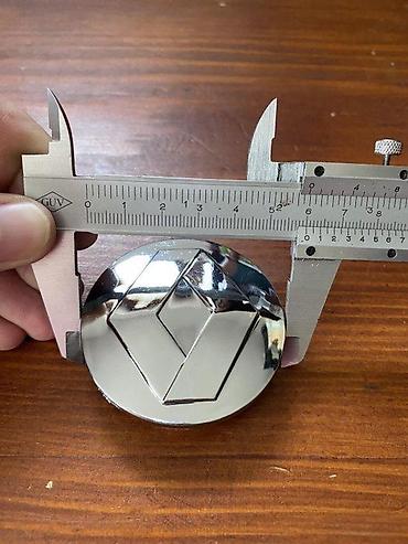 Kapice za ventile: ČEPOVI POKLOPCI ZA FELNE RENAULT 60 MM / 56 MM - SIVI / HROM | — 1