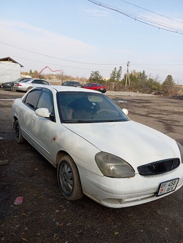 Daewoo: Daewoo Nubira: 2000 г., 1.5 л, Механика, Бензин, Седан