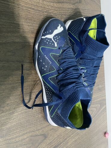 футбольный бутс: Футбольные бутсы/сороконожки Puma для игры на искусственных покрытиях