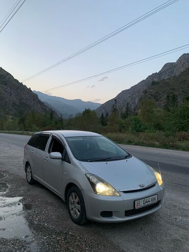 Toyota: Toyota WISH: 2003 г., 2 л, Вариатор, Бензин, Минивэн