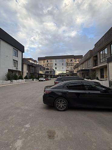 real sight: 4 комнаты, 146 м², Киргизия 1 Индивидуалка, 3 этаж, Евроремонт — 1