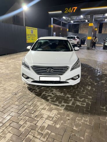 продаю трактор мтз: Hyundai Sonata: 2016 г., 2 л, Автомат, Газ, Седан