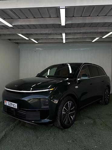 Продажа авто: Lixiang L6: 2025 г., 1.5 л, Автомат, Гибрид, Внедорожник — 3