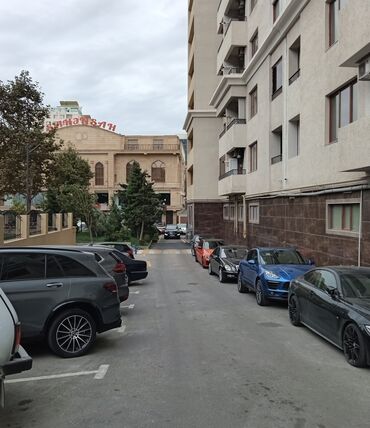 Kirayə qaraj: 20 kv. m, 4 * 5 * 4 Beton -da lalafo.az — 7 Kirayə qaraj: 20 kv. m, 4 * 5 * 4 Beton — 7